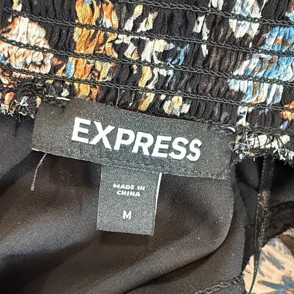 Express Long Sheer Sleeve Ruffled Floral Dress Size Medium - Picture 11 of 14